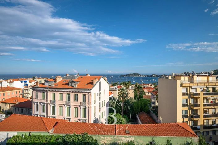 Image No.33-2 Bed Apartment for sale