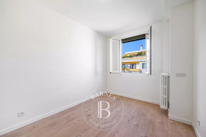 Image No.4-3 Bed Apartment for sale