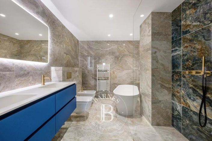 Image No.29-5 Bed Apartment for sale