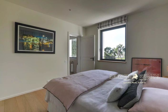 Image No.11-3 Bed Apartment for sale