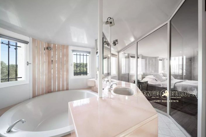 Image No.15-5 Bed House for sale