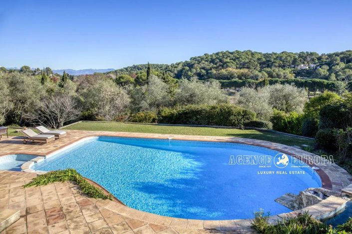 Image No.3-5 Bed House for sale