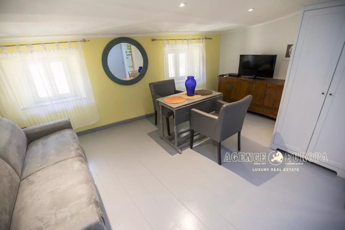 Image No.22-Apartment for sale