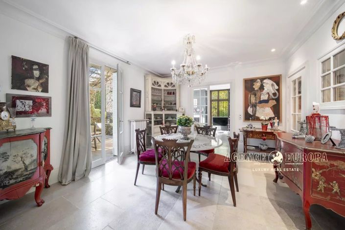 Image No.8-4 Bed House for sale