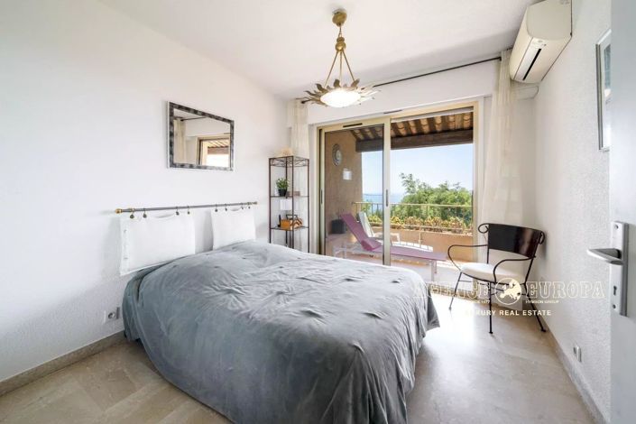 Image No.6-3 Bed Apartment for sale