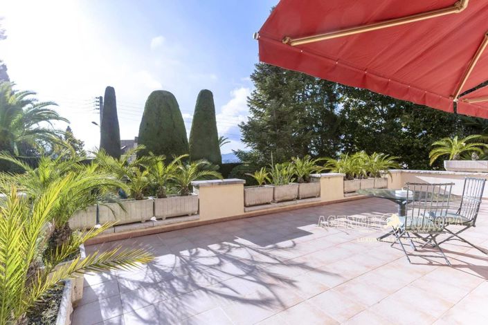 Image No.12-4 Bed House for sale