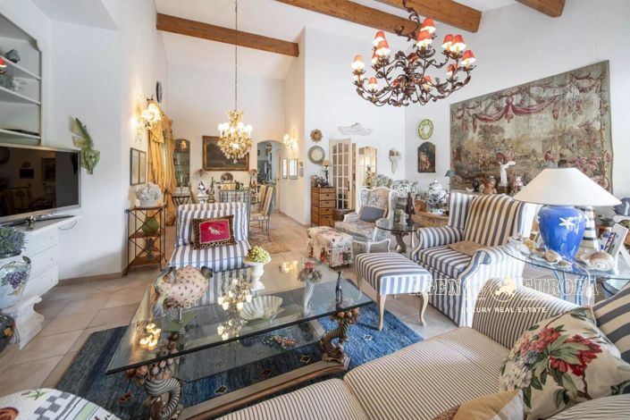 Image No.6-3 Bed House for sale