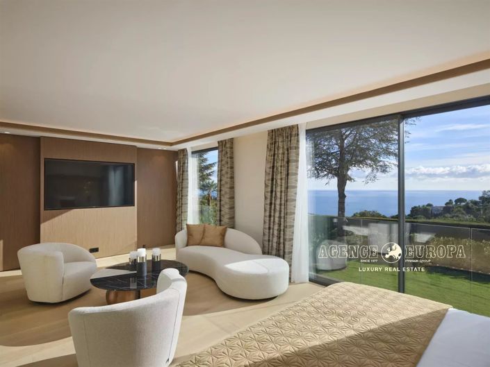 Image No.13-5 Bed House for sale