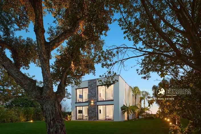 Image No.31-5 Bed House for sale