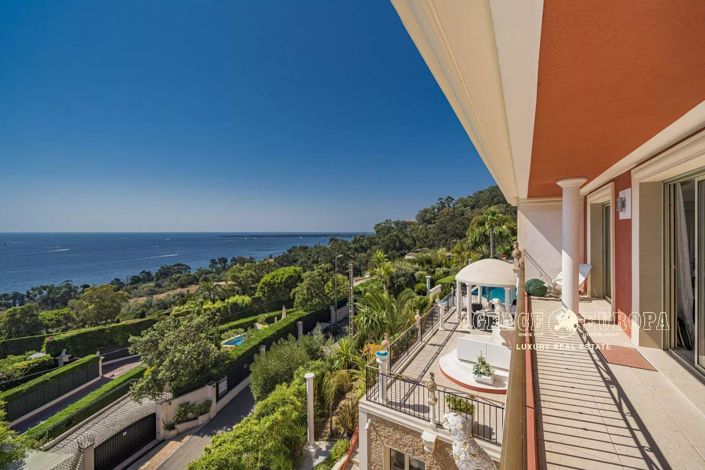 Image No.20-5 Bed House for sale