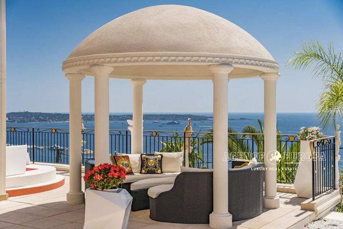 Image No.23-5 Bed House for sale