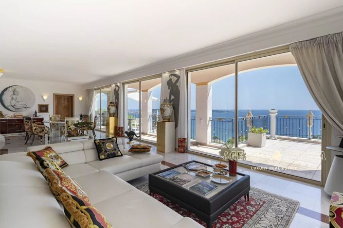 Image No.7-5 Bed House for sale