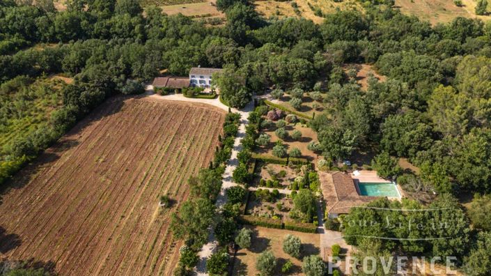 Image No.1-11 Bed House for sale