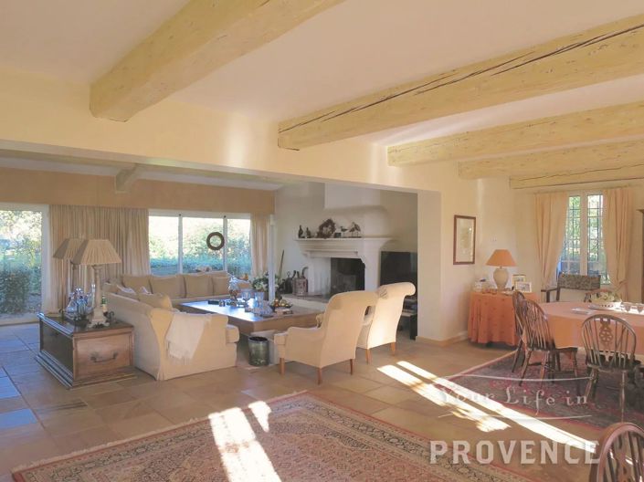 Image No.12-11 Bed House for sale