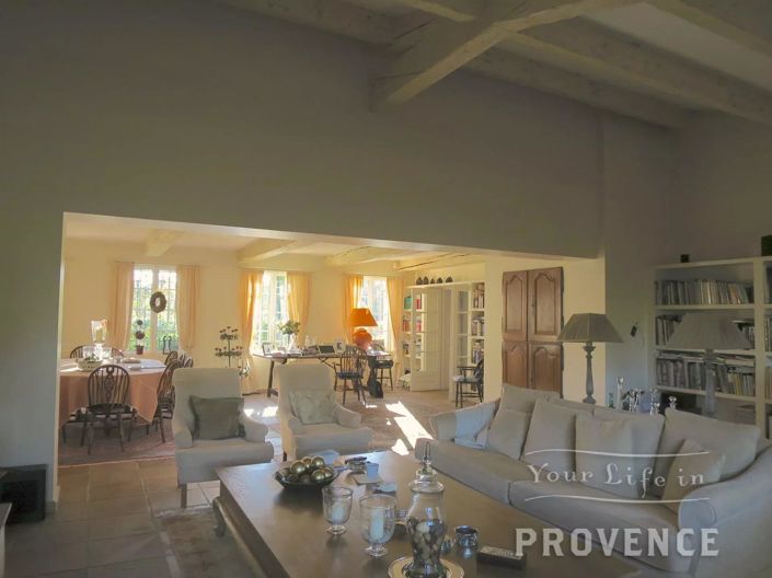 Image No.14-11 Bed House for sale