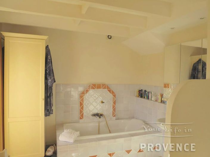 Image No.26-11 Bed House for sale