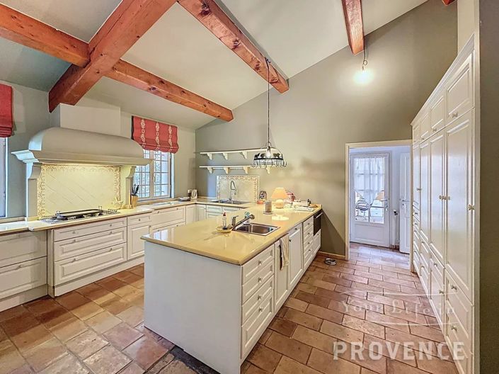 Image No.35-11 Bed House for sale