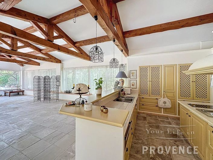 Image No.36-11 Bed House for sale