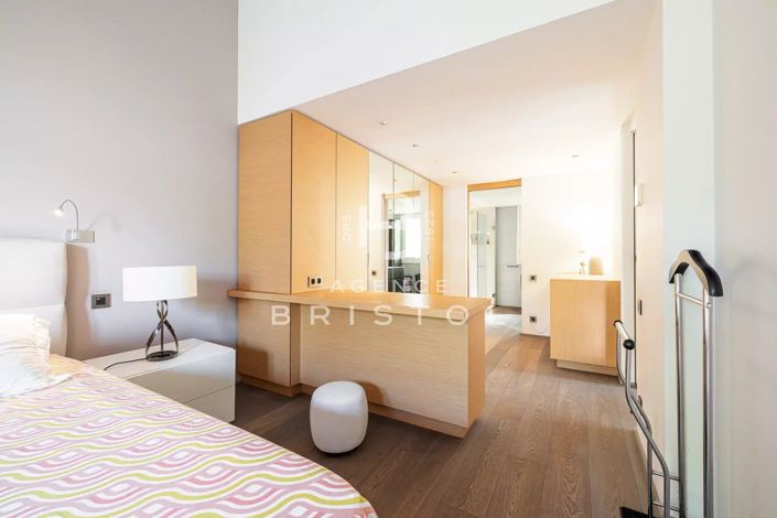 Image No.12-3 Bed House for sale