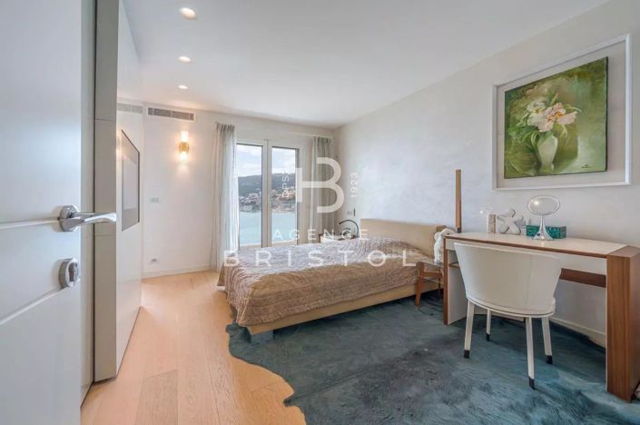 Image No.11-5 Bed House for sale