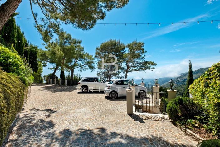 Image No.7-5 Bed House for sale