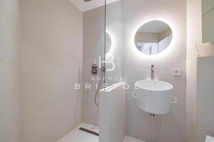 Image No.21-2 Bed Apartment for sale