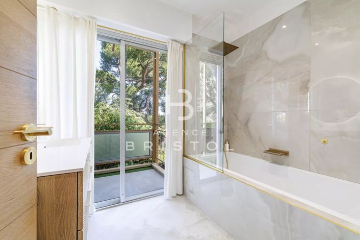 Image No.12-1 Bed Apartment for sale