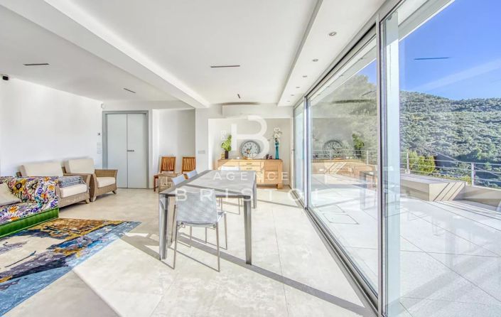 Image No.11-4 Bed House for sale