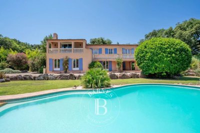 5 Bed House for sale