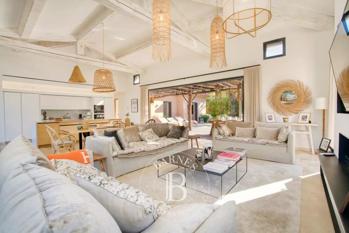 Image No.5-4 Bed House for sale