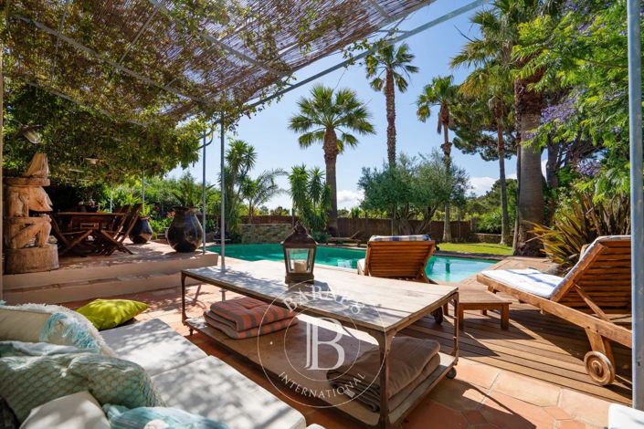 Image No.4-5 Bed House for sale