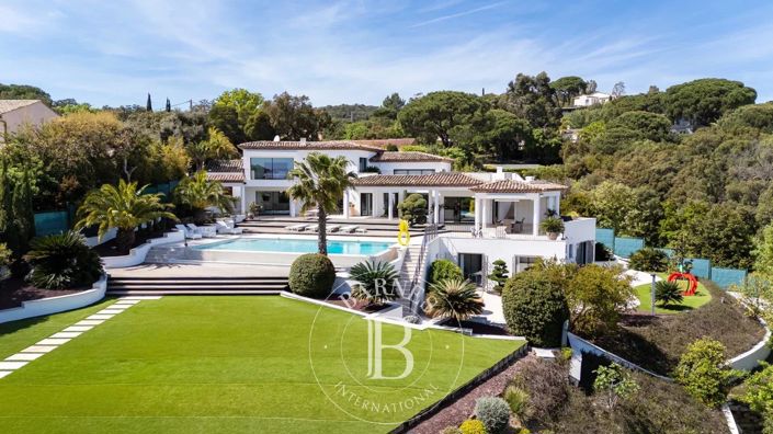 Image No.10-4 Bed House for sale