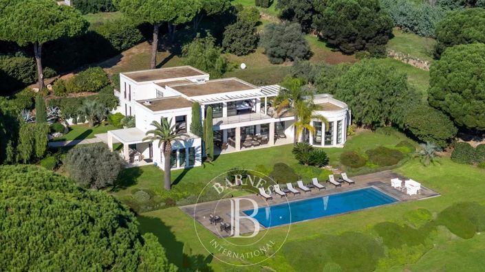 Image No.3-7 Bed House for sale