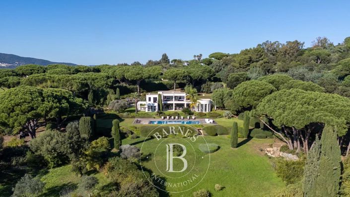 Image No.5-7 Bed House for sale