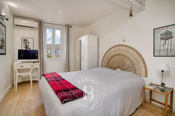 Image No.5-3 Bed House for sale