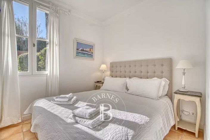 Image No.7-4 Bed House for sale