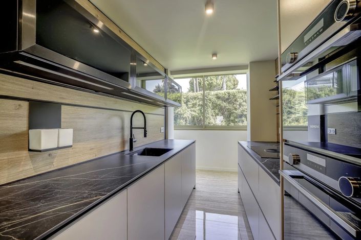 Image No.10-3 Bed Apartment for sale