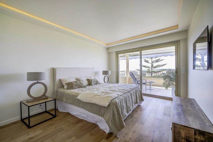 Image No.12-3 Bed Apartment for sale