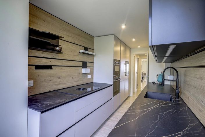 Image No.9-3 Bed Apartment for sale