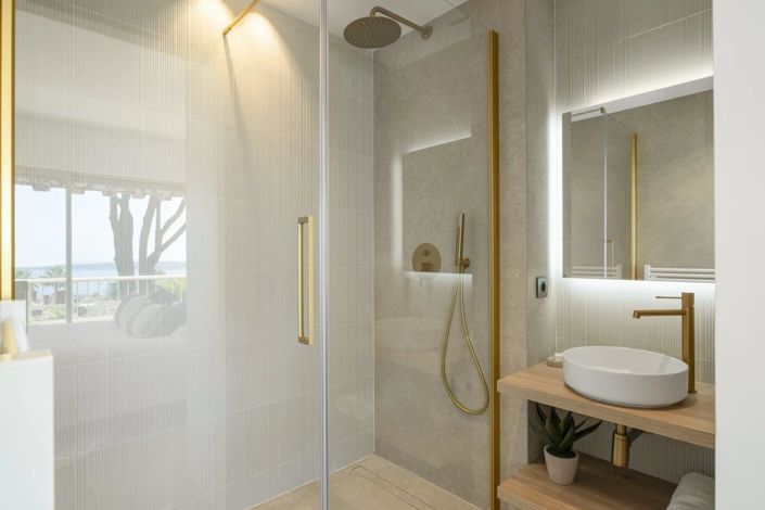 Image No.12-4 Bed Apartment for sale