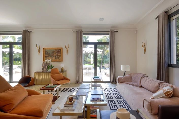 Image No.11-5 Bed House for sale