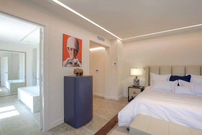 Image No.19-5 Bed House for sale