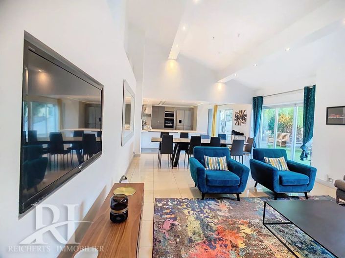 Image No.4-4 Bed House for sale