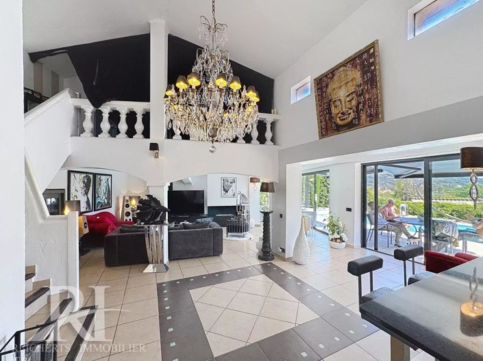 Image No.4-3 Bed House for sale