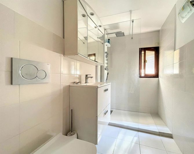 Image No.10-House for sale