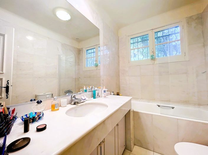 Image No.14-House for sale