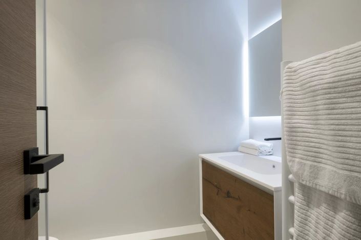 Image No.30-3 Bed Apartment for sale