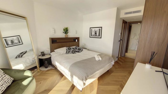 Image No.8-3 Bed Apartment for sale