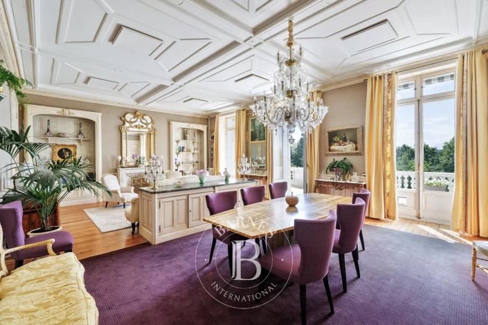 Image No.11-3 Bed Apartment for sale