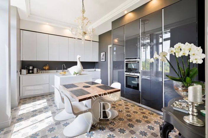 Image No.21-3 Bed Apartment for sale